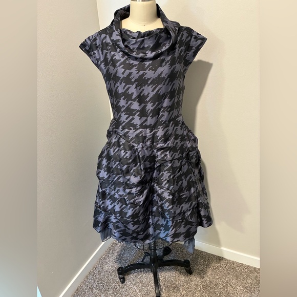 Marc By Marc Jacobs Dresses & Skirts - Marc by Marc Jacobs silk party dress